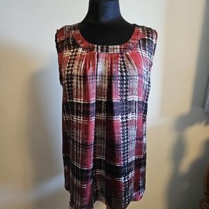 Notations Large Plaid Sleeveless Top - Red and Black
